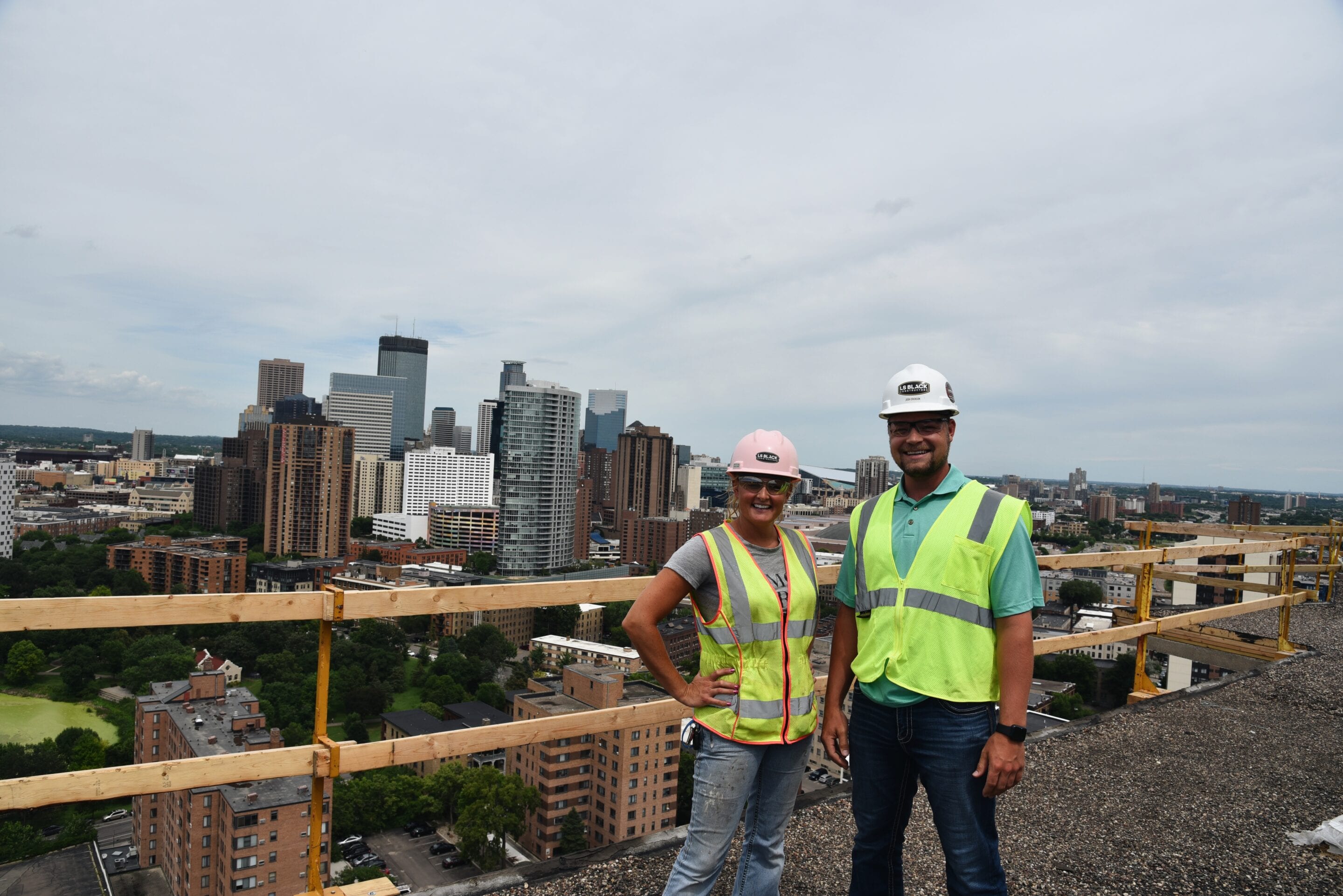 US Bank Stadium Interior Modifications - LS Black Constructors